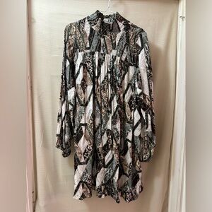 ⚫️ H&M Oversized Smocked Snake Print Tunic Dress – Size 10